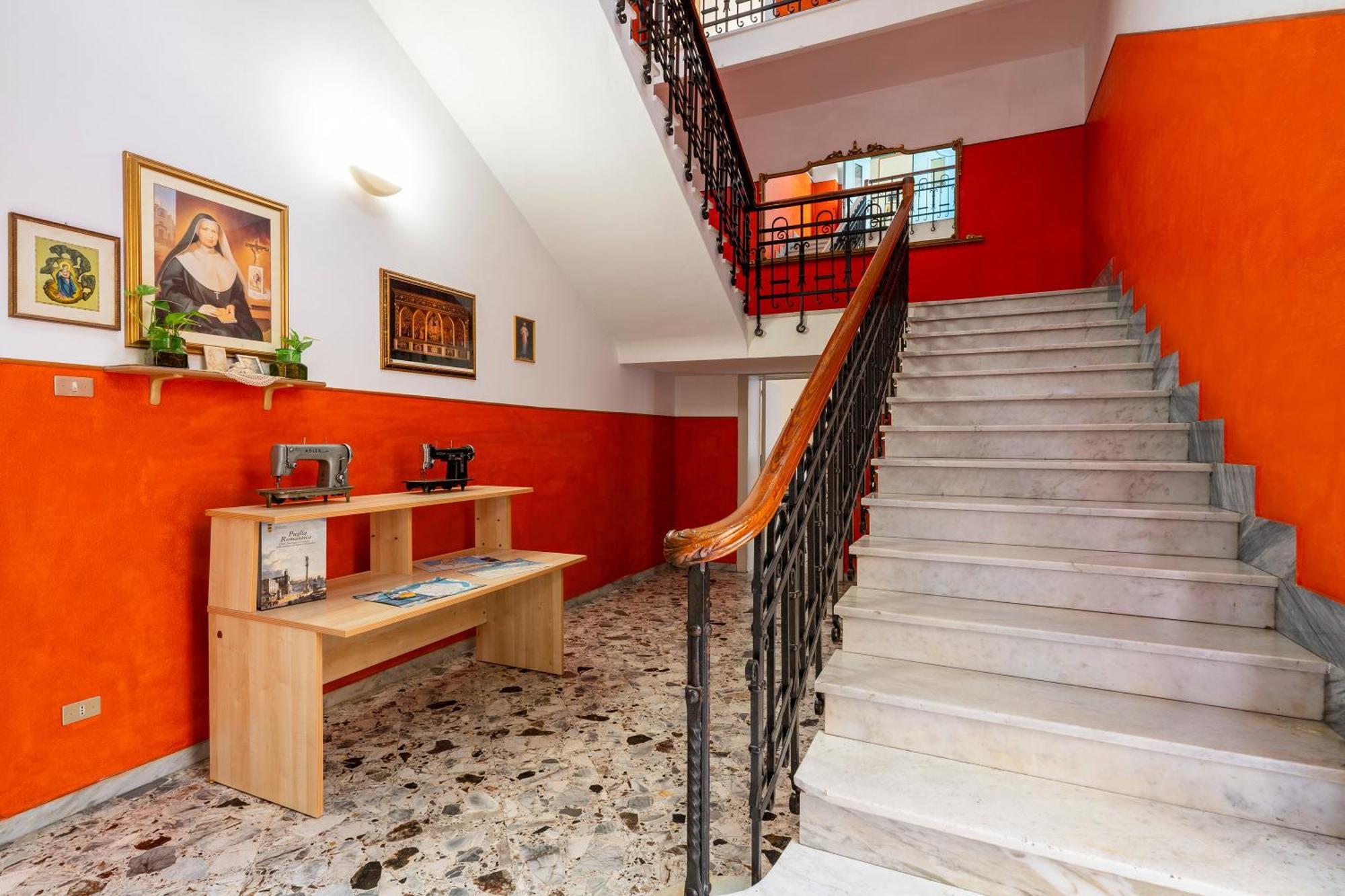 Hotel Casa Di Madre Antonia Brindisi Exterior foto